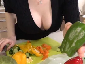 UMSO-487 Phụ nữ trưởng thành xinh đẹp khỏa thân quan sát 50 người